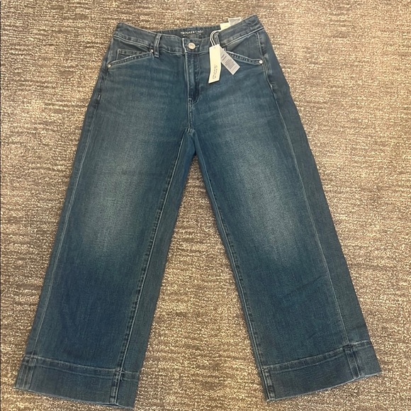 Chico's Blue Ankle Cropped Jeans - Picture 4 of 5